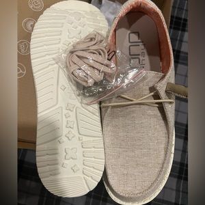 Comfy and cute for the coming Spring! Hey Girls 😉